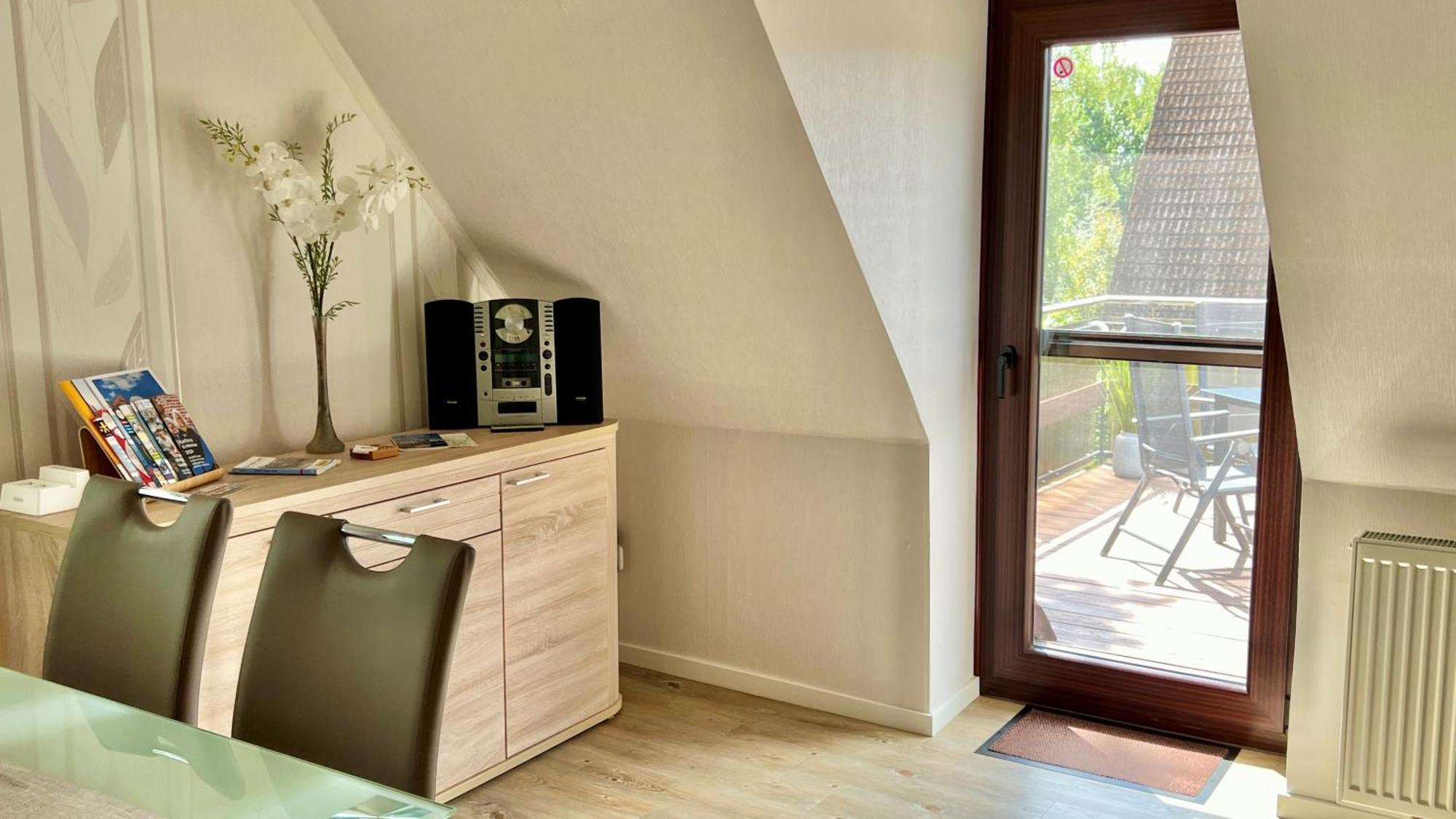 Peedy'S Luxurioese 60M² Wohnung Mit Balkonterrasse Штаде Экстерьер фото